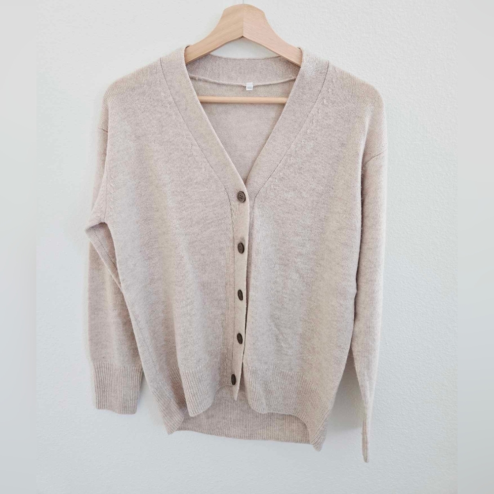 Wool Women’s Oat Cream Cardigan‎ size XS